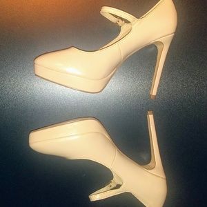 Nude Patent Leather MaryJane Pumps Size 8